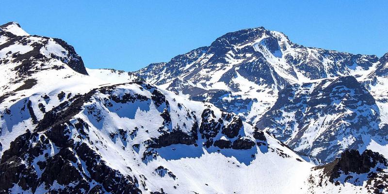 体育用品77：专业运动装备、球类器材与跑步装备选购全指南