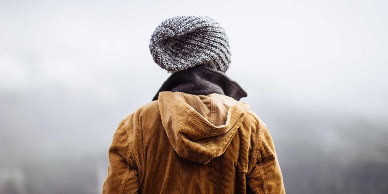 家庭有氧健身器械终极选购指南：跑步机 vs 椭圆机 vs 动感单车的减脂效率与运动装备解析